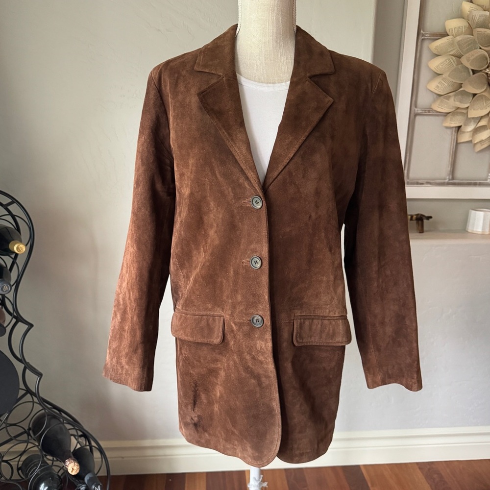 Margaret Godfrey‎ Brown Garment